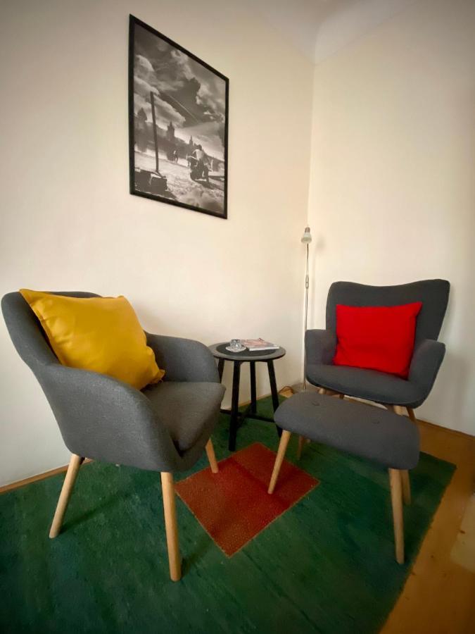 Utulny Byt Pod Prazskym Hradem Daire Prag Dış mekan fotoğraf